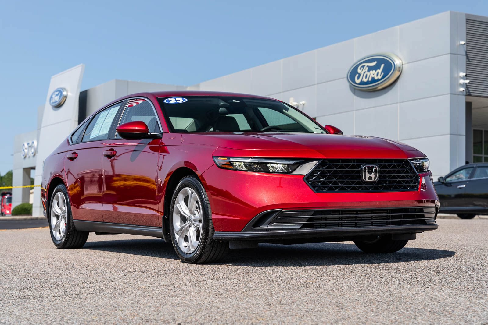 Used 2025 Honda Accord LX image 1