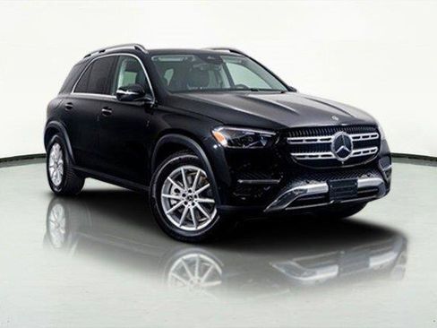 Used 2024 Mercedes-Benz GLE 450 4MATIC w/ Winter Package image 3