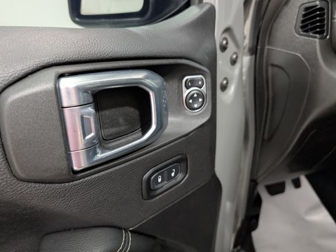 Used 2022 Jeep Wrangler Unlimited Sahara w/ LED Lighting Group image 15