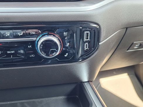 New 2026 GMC Sierra 1500 SLT w/ SLT Premium Plus Package image 29