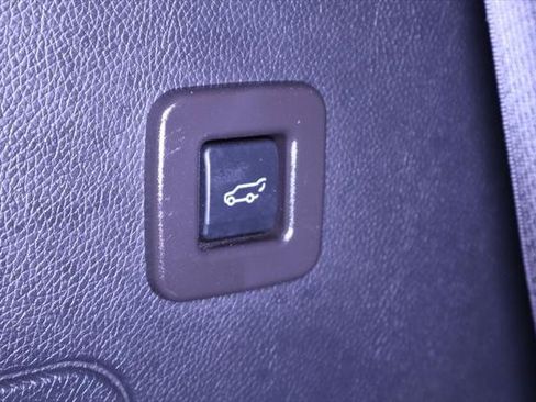 Used 2013 Ford Expedition Limited AWD/4WD image 35
