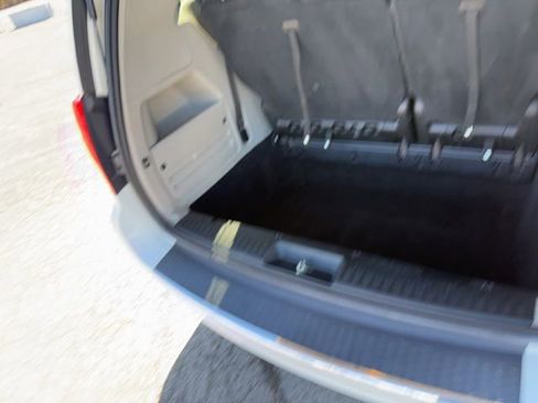 Used 2013 Dodge Grand Caravan SE image 19