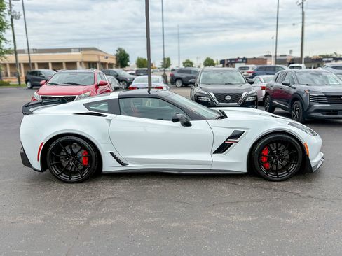 Used 2017 Chevrolet Corvette Grand Sport RWD image 25