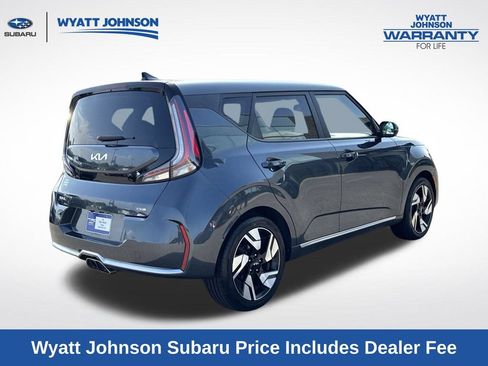 Used 2023 Kia Soul GT-Line w/ GT-Line Technology Package FWD image 5