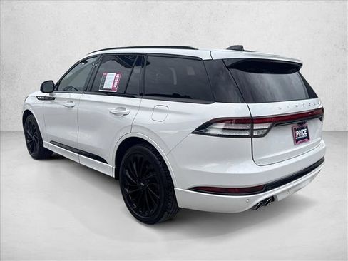Used 2025 Lincoln Aviator Reserve w/ Equipment Group 201A AWD/4WD image 3