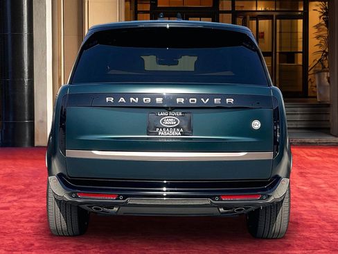 New 2026 Land Rover Range Rover SV AWD/4WD image 5