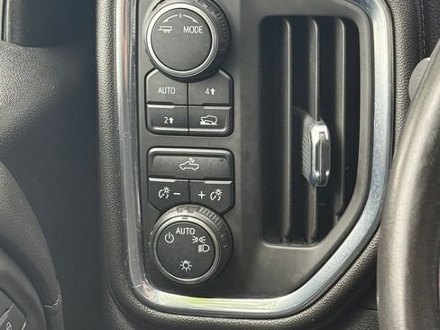 Used 2021 Chevrolet Silverado 1500 LT w/ Convenience Package II AWD/4WD image 20