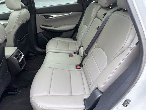 Used 2023 INFINITI QX50 Luxe FWD image 39