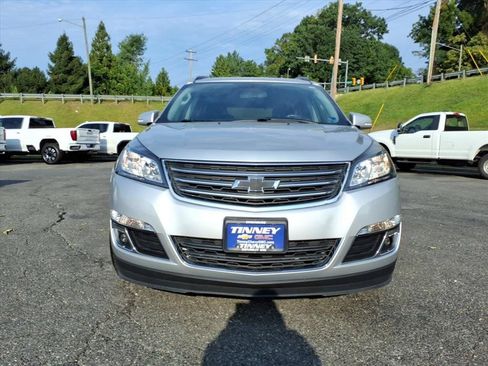 Used 2017 Chevrolet Traverse LT w/ Style and Technology Package AWD/4WD image 8