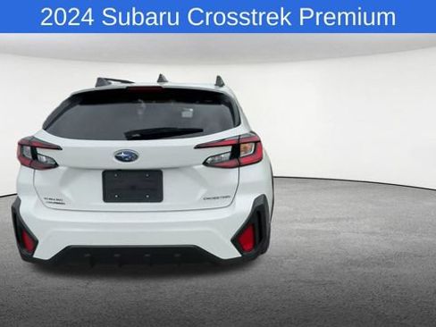Used 2024 Subaru Crosstrek 2.0i Premium AWD/4WD image 9