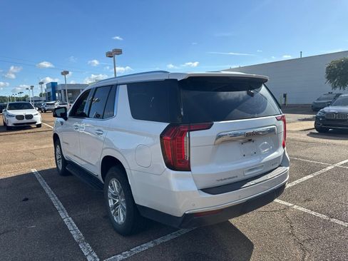 Used 2024 GMC Yukon SLT w/ SLT Luxury Package AWD/4WD image 7