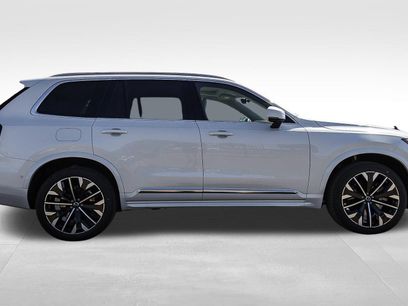 New 2026 Volvo XC90 T8 Ultra w/ Lounge Package