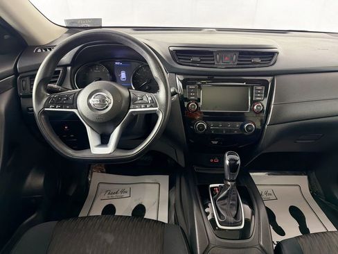 Used 2018 Nissan Rogue SV AWD/4WD image 21