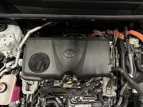 Used 2023 Toyota RAV4 Limited image 12