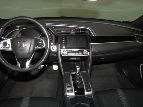 Used 2020 Honda Civic Sport image 14