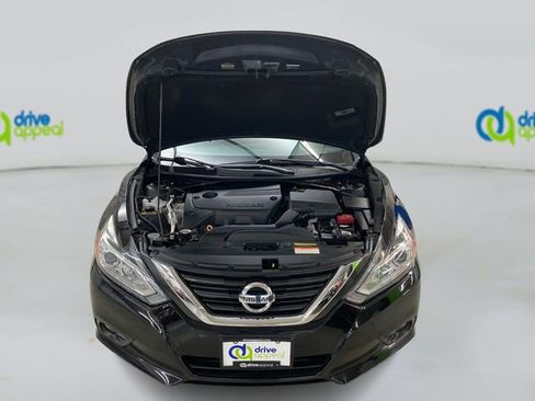 Used 2017 Nissan Altima 2.5 SV image 12