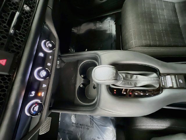 Used 2024 Honda HR-V LX image 25