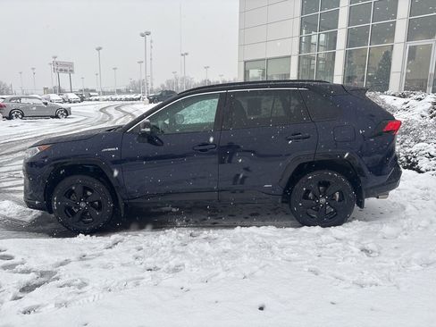 Used 2021 Toyota RAV4 XSE image 10