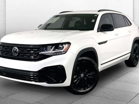 Used 2023 Volkswagen Atlas Cross Sport SEL R-Line AWD/4WD image 12