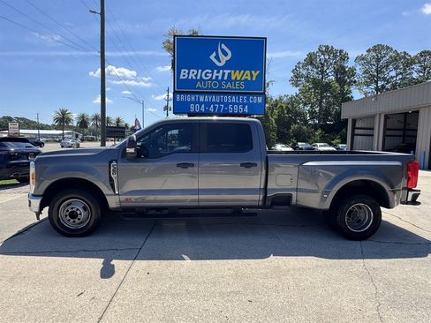 Used 2023 Ford F350 XL RWD image 2