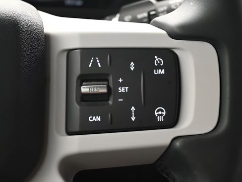 Used 2025 Land Rover Defender 110 S AWD/4WD image 20