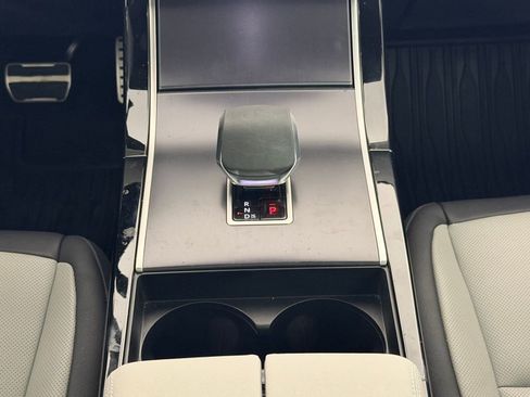 Certified 2026 Land Rover Range Rover Evoque Dynamic SE image 19