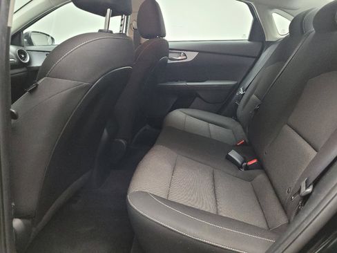 Used 2023 Kia Forte LX FWD image 18