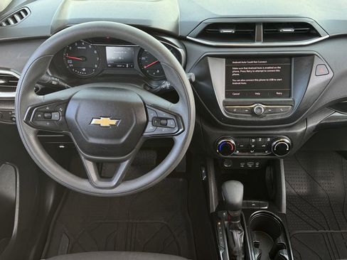 Used 2021 Chevrolet TrailBlazer LT image 11