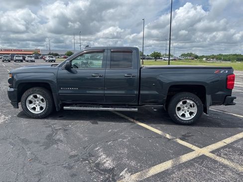 Used 2018 Chevrolet Silverado 1500 LT w/ True North Edition AWD/4WD image 8