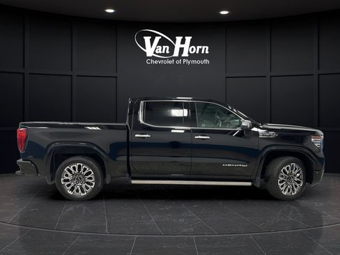 Used 2024 GMC Sierra 1500 Denali Ultimate AWD/4WD image 8
