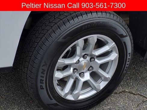Used 2025 Chevrolet Silverado 1500 LT AWD/4WD image 7