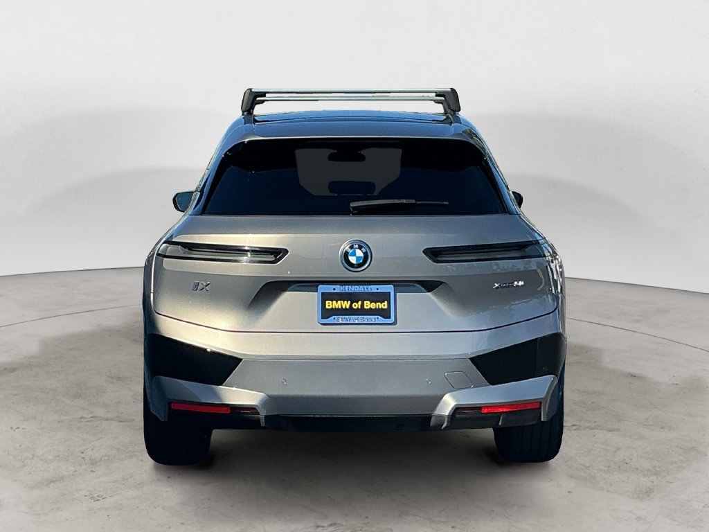 Used 2024 BMW iX xDrive50 w/ Premium Package AWD/4WD image 6
