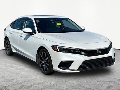 Used 2024 Honda Civic EX-L image 3