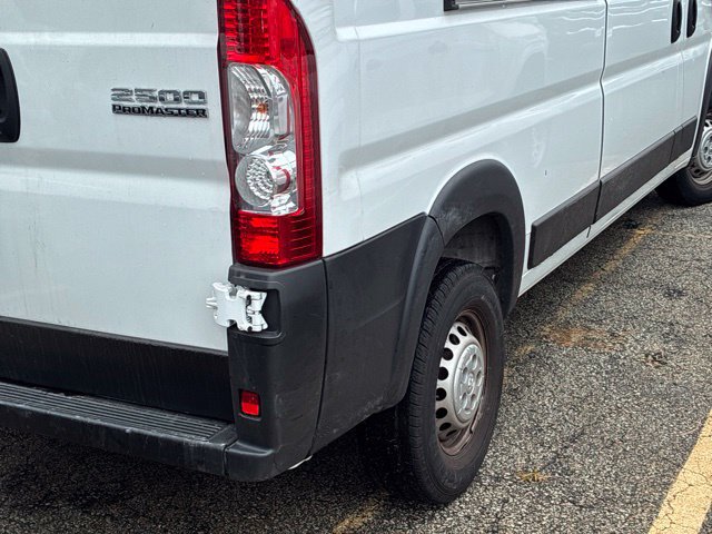 Used 2026 RAM ProMaster 2500 w/ Convenience Group FWD image 6