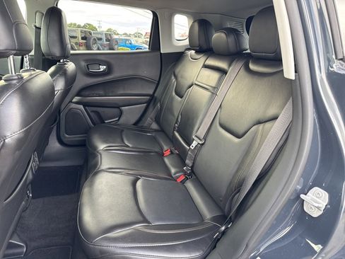 Used 2018 Jeep Compass Limited w/ Navigation Group image 19