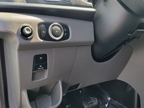Used 2024 Ford Transit 350 XLT RWD image 17