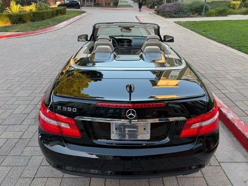 Used 2013 Mercedes-Benz E 550 Cabriolet image 9