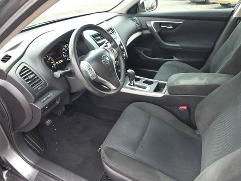Used 2015 Nissan Altima 2.5 SV image 7
