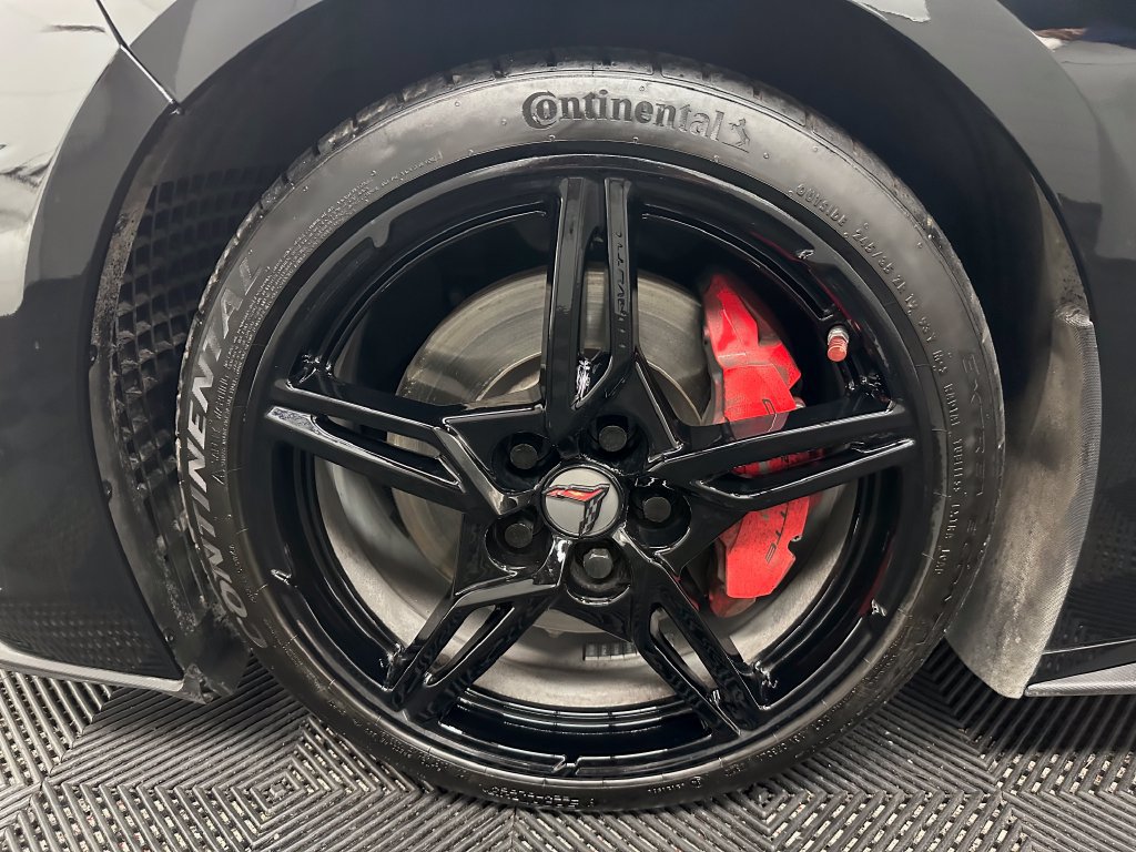 Used 2023 Chevrolet Corvette Stingray Premium Cpe w/ Z51 Performance Package RWD image 33