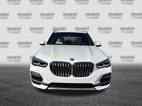 Used 2021 BMW X5 xDrive40i w/ Premium Package image 3