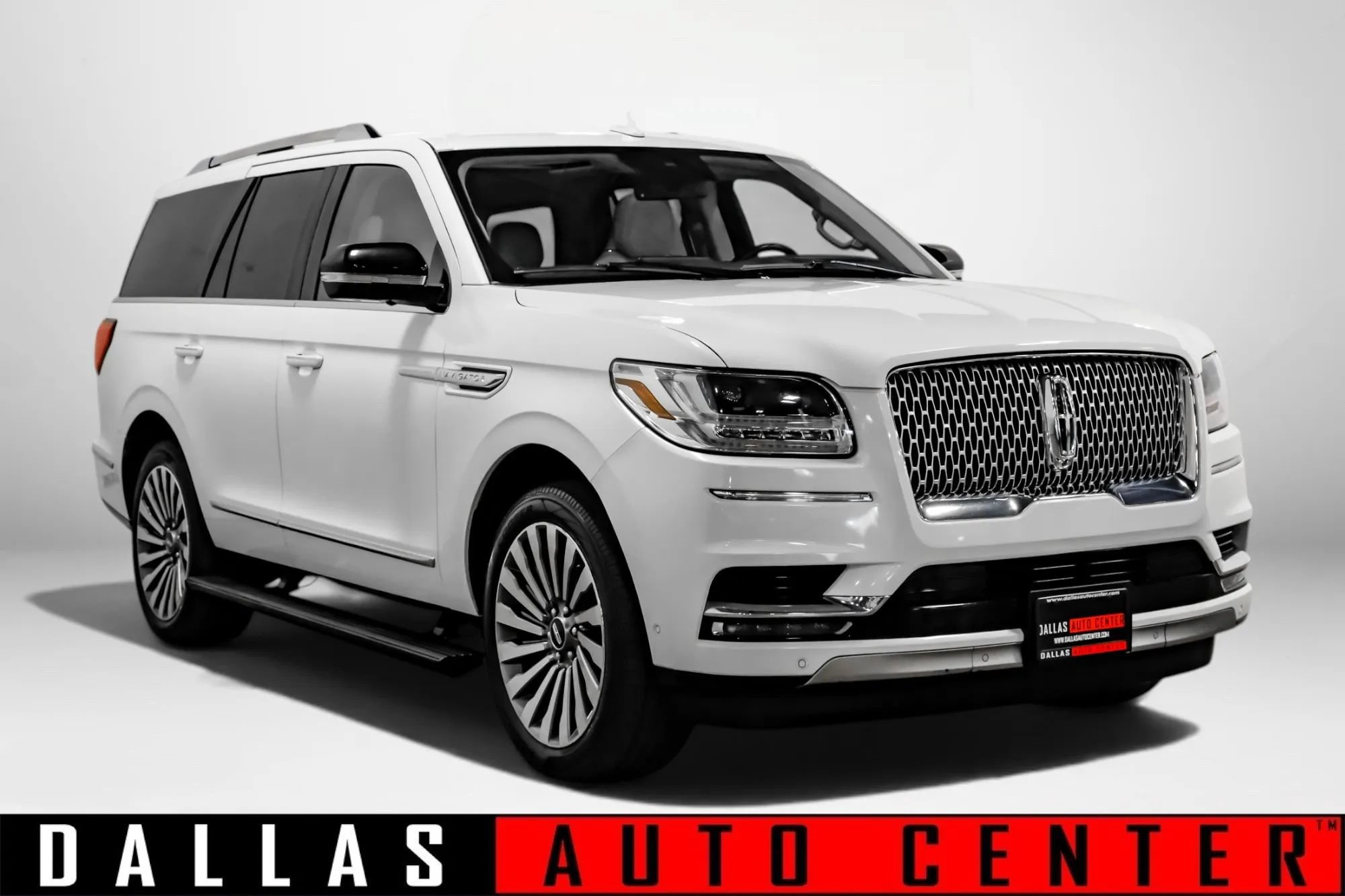 Used 2020 Lincoln Navigator Reserve w/ Luxury Package AWD/4WD image 1