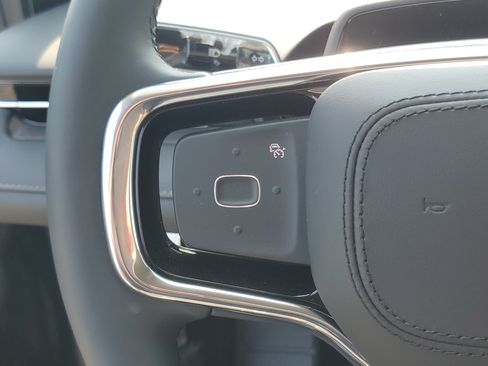 New 2026 Lincoln Nautilus Premier AWD/4WD image 16