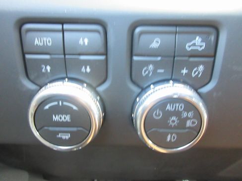 New 2026 GMC Sierra 1500 AT4 w/ AT4 Premium Package image 21