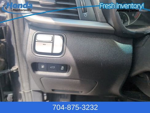 Used 2019 Kia Optima S w/ S Panoramic Sunroof Package FWD image 21