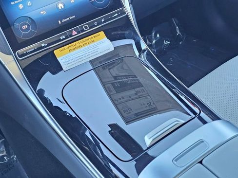 New 2026 Mercedes-Benz GLC 300 4MATIC image 32