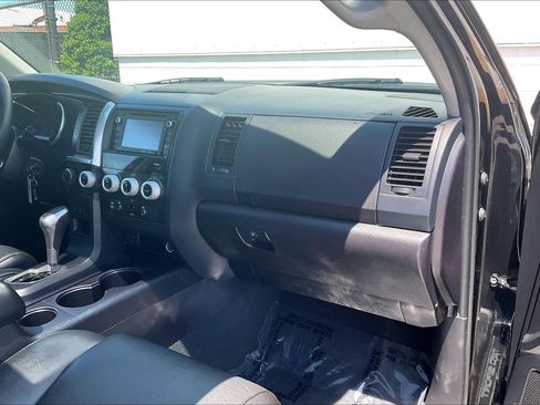 Used 2019 Toyota Sequoia TRD Sport w/ TRD Sport Premium Package AWD/4WD image 21