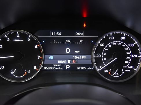 Used 2024 Mitsubishi Outlander SE FWD image 21