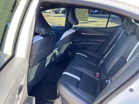 Used 2025 Toyota Camry SE image 47