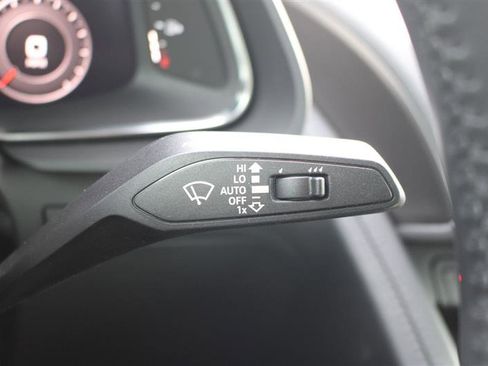 Used 2018 Audi R8 V10 w/ Carbon Exterior Package image 43