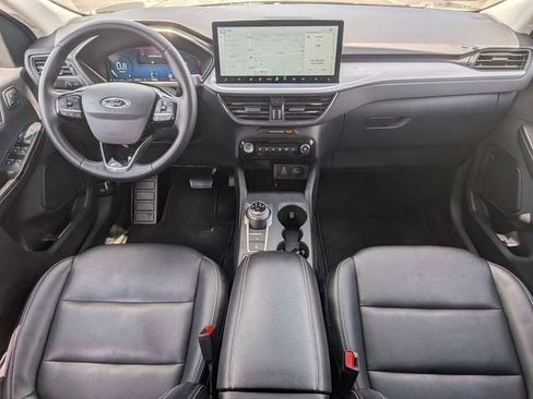 Used 2024 Ford Escape Platinum AWD/4WD image 28